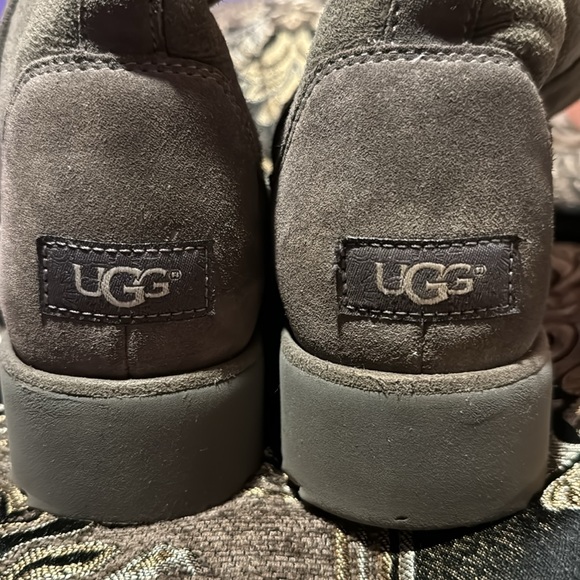 UGG Kara Women Wedge Boots Style: 1013429 Grey Size 7.5 US - Picture 5 of 10